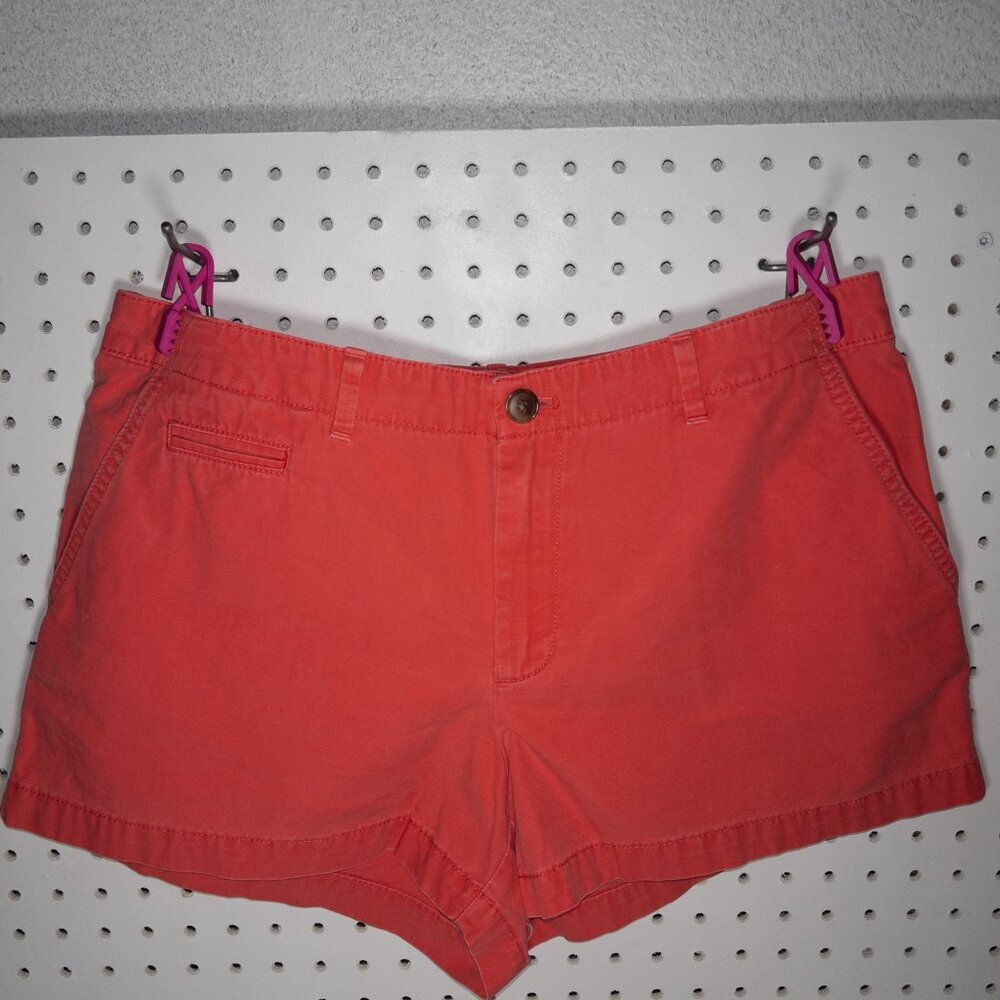 Gap Khaki Coral Shorts - 10R‎